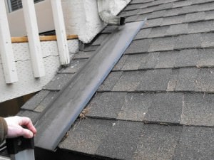 a tray to protect the roof